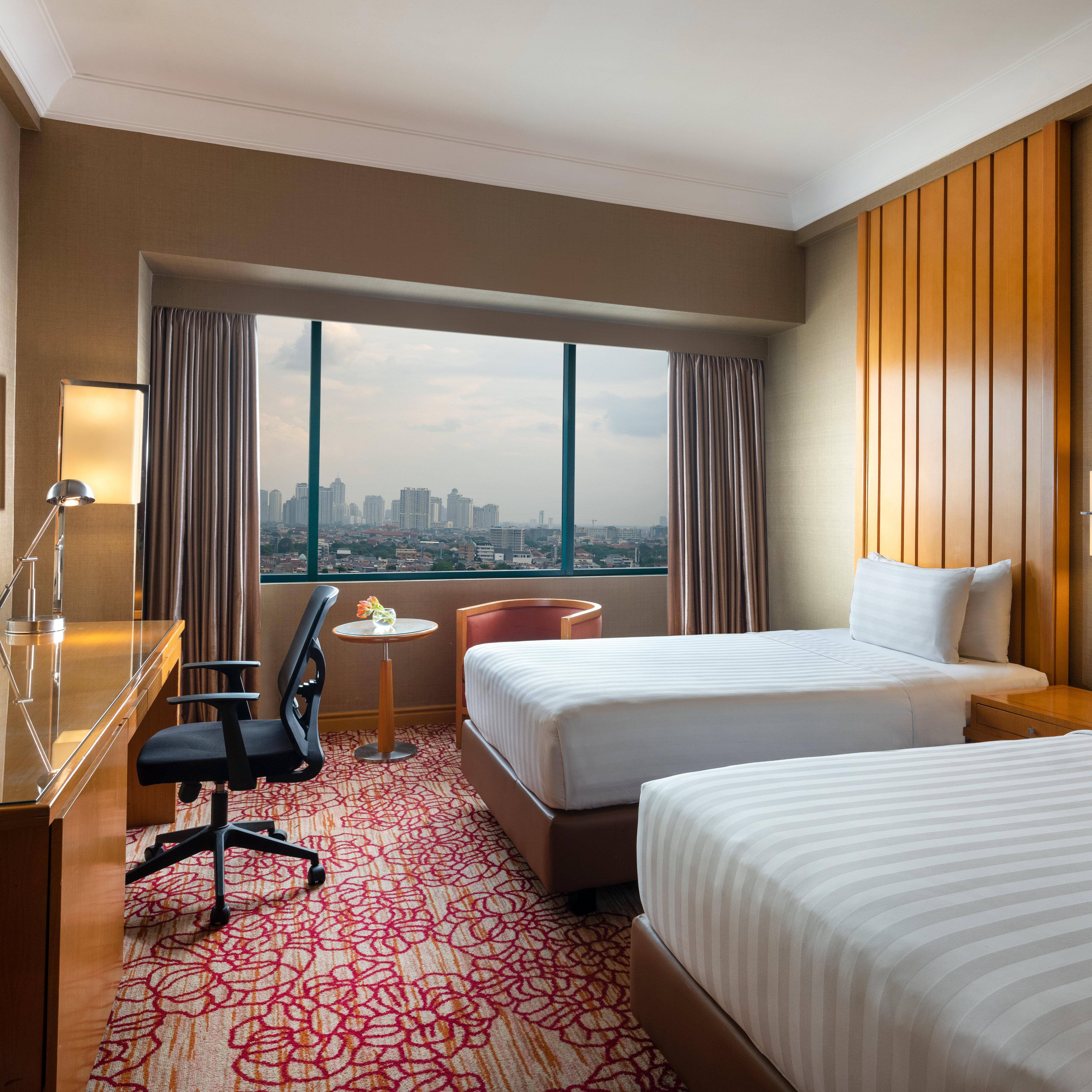Hotel Ciputra Jakarta Managed By Swiss-Belhotel International Esterno foto