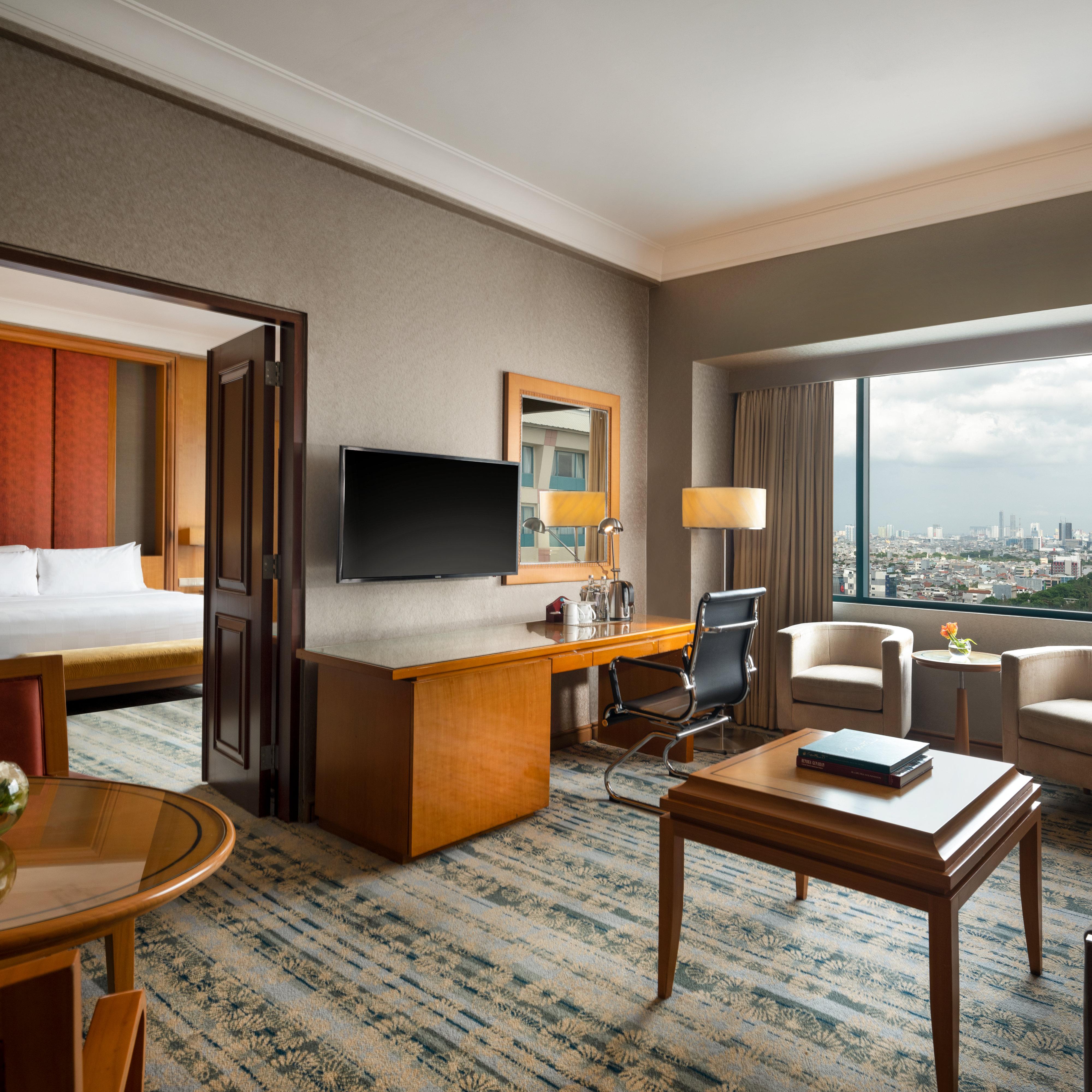 Hotel Ciputra Jakarta Managed By Swiss-Belhotel International Esterno foto